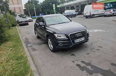 Внедорожник / Кроссовер Audi Q5 2015 в 