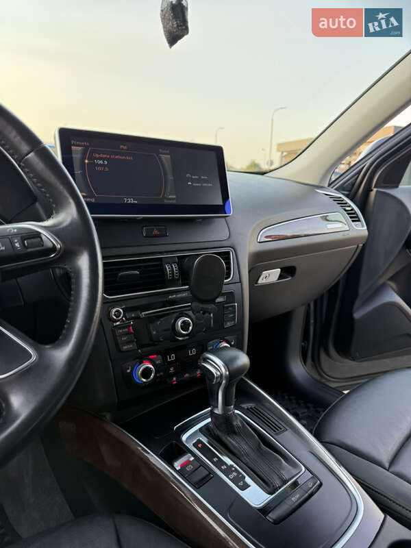 Позашляховик / Кросовер Audi Q5 2016 в Вознесенську