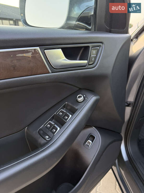 Позашляховик / Кросовер Audi Q5 2016 в Вознесенську