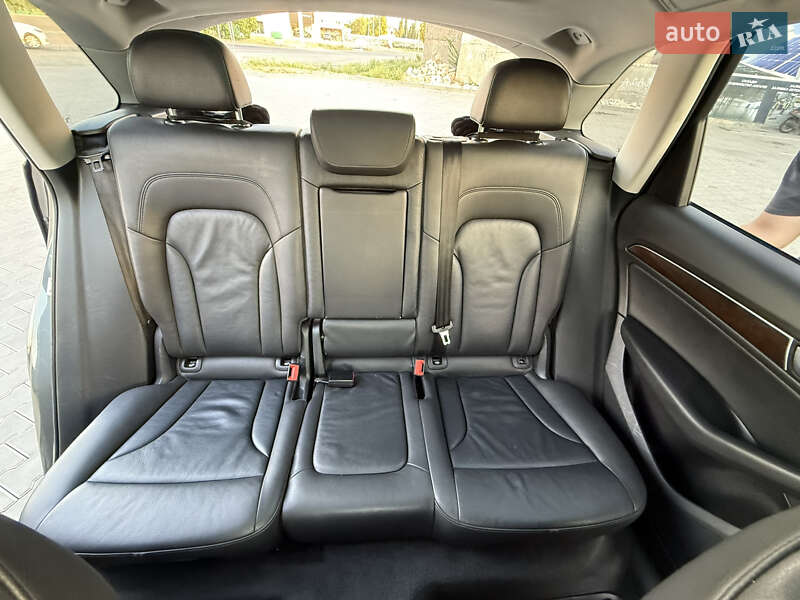 Позашляховик / Кросовер Audi Q5 2016 в Вознесенську