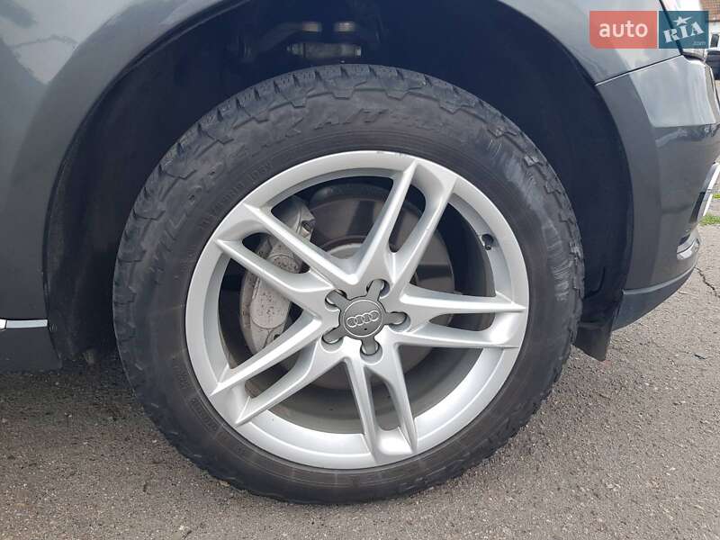 Позашляховик / Кросовер Audi Q5 2014 в Рівному