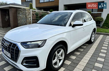 Внедорожник / Кроссовер Audi Q5 2020 в 