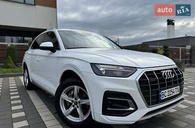 Внедорожник / Кроссовер Audi Q5 2020 в 