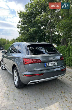 Внедорожник / Кроссовер Audi Q5 2017 в 