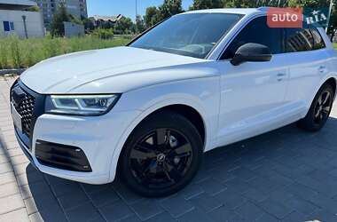 Внедорожник / Кроссовер Audi Q5 2019 в 