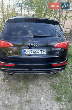 Позашляховик / Кросовер Audi Q5 2011 в 