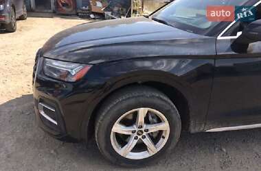 Внедорожник / Кроссовер Audi Q5 2020 в 