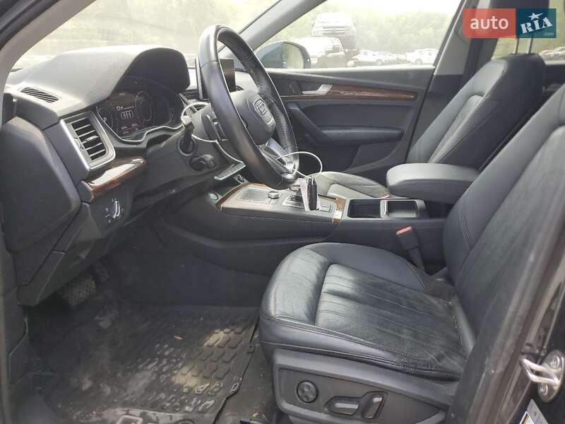 Внедорожник / Кроссовер Audi Q5 2018 в Житомире