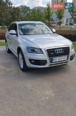 Внедорожник / Кроссовер Audi Q5 2009 в 