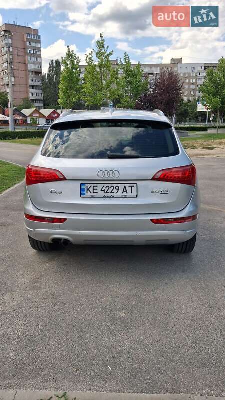 Внедорожник / Кроссовер Audi Q5 2009 в Зачепиловке
