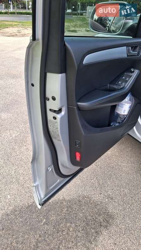 Внедорожник / Кроссовер Audi Q5 2009 в Зачепиловке