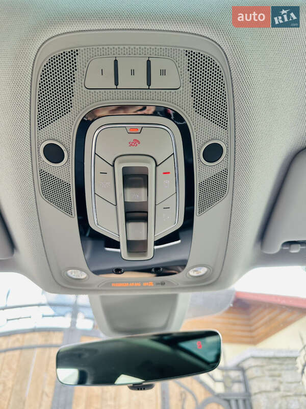 Внедорожник / Кроссовер Audi Q5 2017 в Каменец-Подольском