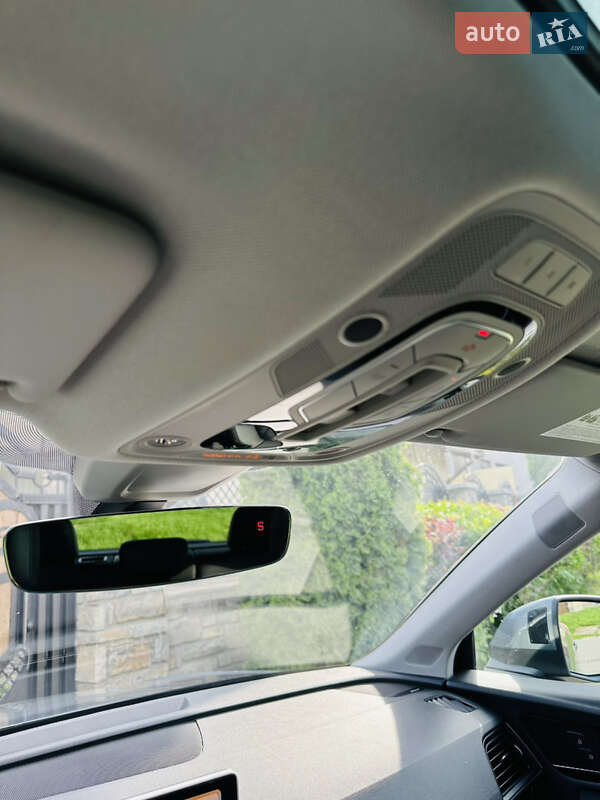 Внедорожник / Кроссовер Audi Q5 2017 в Каменец-Подольском