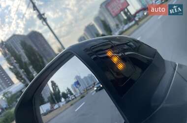 Внедорожник / Кроссовер Audi Q5 2019 в 