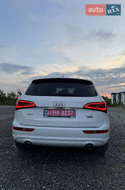 Внедорожник / Кроссовер Audi Q5 2016 в 