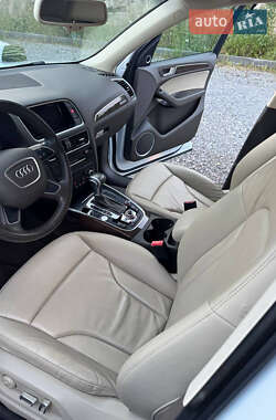 Внедорожник / Кроссовер Audi Q5 2016 в 