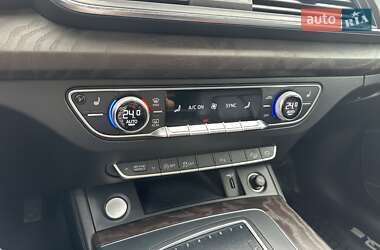 Внедорожник / Кроссовер Audi Q5 2019 в 