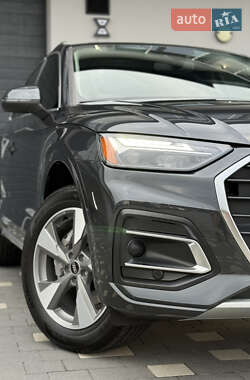 Внедорожник / Кроссовер Audi Q5 2022 в 