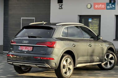 Внедорожник / Кроссовер Audi Q5 2022 в 