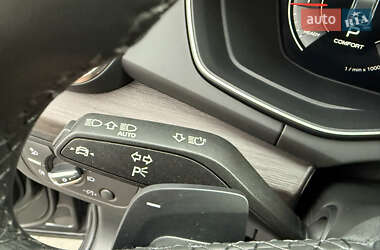 Внедорожник / Кроссовер Audi Q5 2022 в 