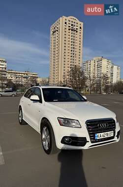 Внедорожник / Кроссовер Audi Q5 2016 в 
