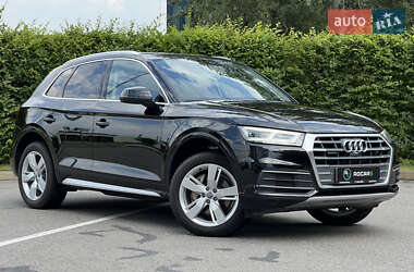 Внедорожник / Кроссовер Audi Q5 2018 в 