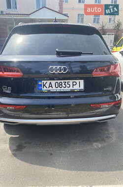 Внедорожник / Кроссовер Audi Q5 2020 в 