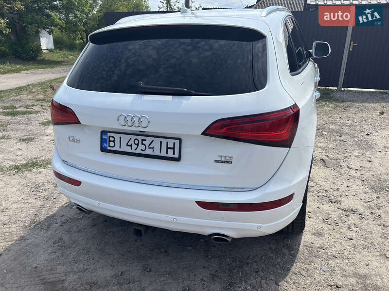 Внедорожник / Кроссовер Audi Q5 2015 в Полтаве