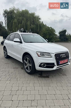 Внедорожник / Кроссовер Audi Q5 2016 в 