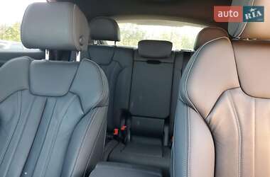 Внедорожник / Кроссовер Audi Q5 2022 в 