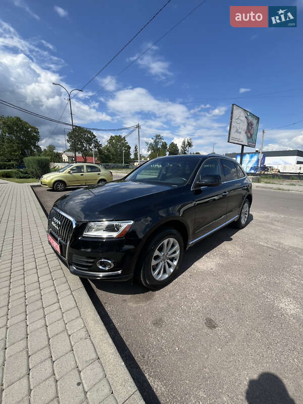 Внедорожник / Кроссовер Audi Q5 2015 в 
