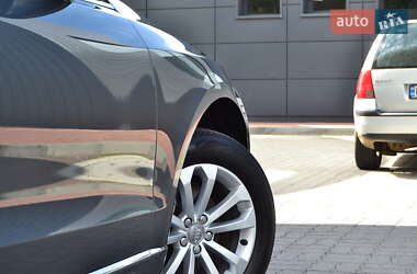 Внедорожник / Кроссовер Audi Q5 2015 в 