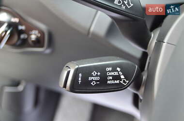 Внедорожник / Кроссовер Audi Q5 2015 в 