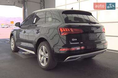 Внедорожник / Кроссовер Audi Q5 2017 в 