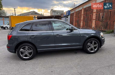 Внедорожник / Кроссовер Audi Q5 2010 в 