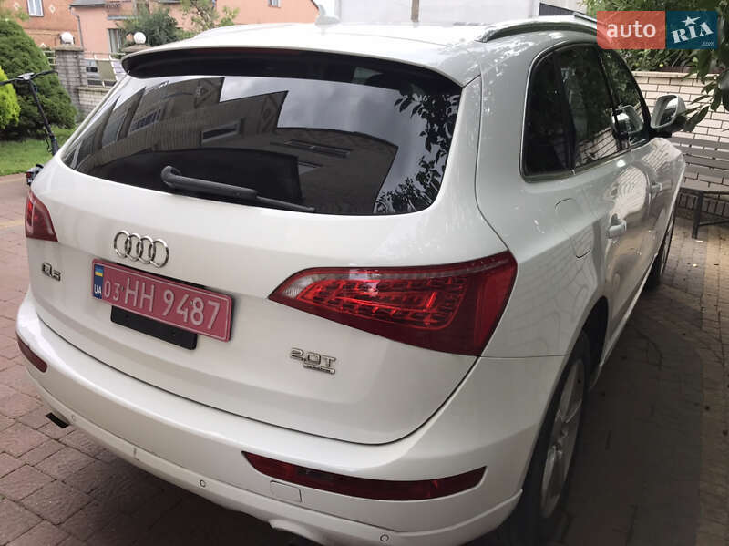 Позашляховик / Кросовер Audi Q5 2012 в Шептицькому