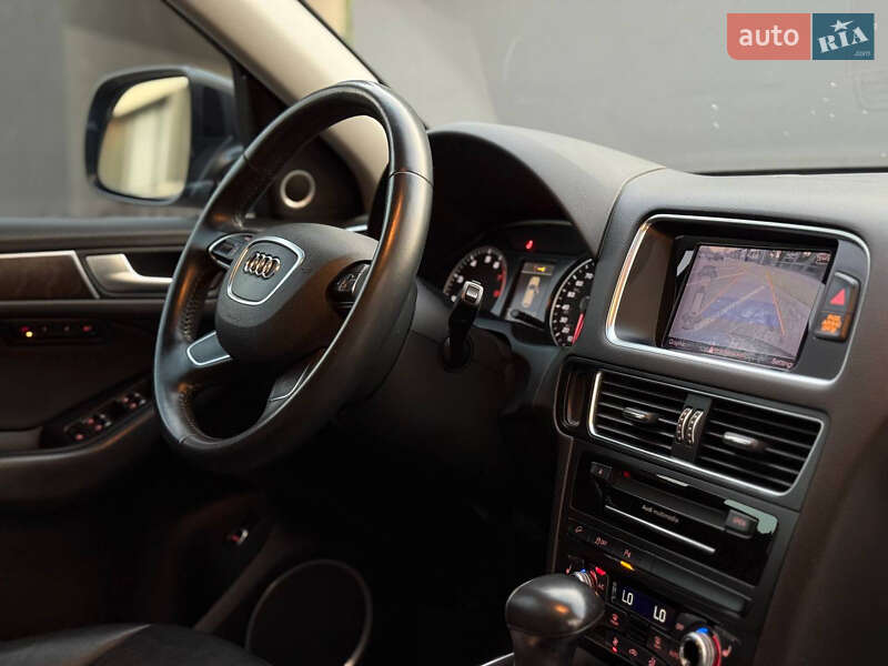 Внедорожник / Кроссовер Audi Q5 2016 в Ивано-Франковске
