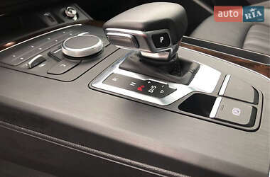 Внедорожник / Кроссовер Audi Q5 2019 в 