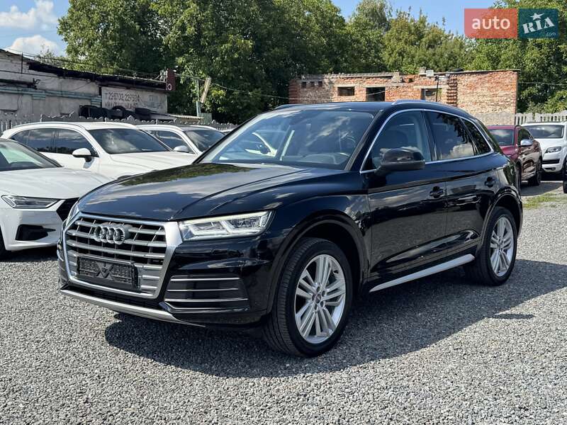 Внедорожник / Кроссовер Audi Q5 2019 в Тернополе