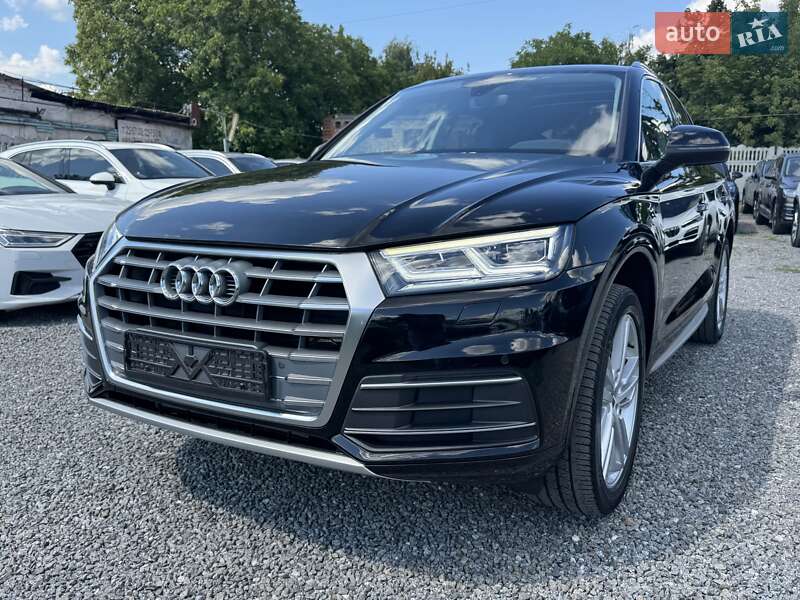 Внедорожник / Кроссовер Audi Q5 2019 в Тернополе
