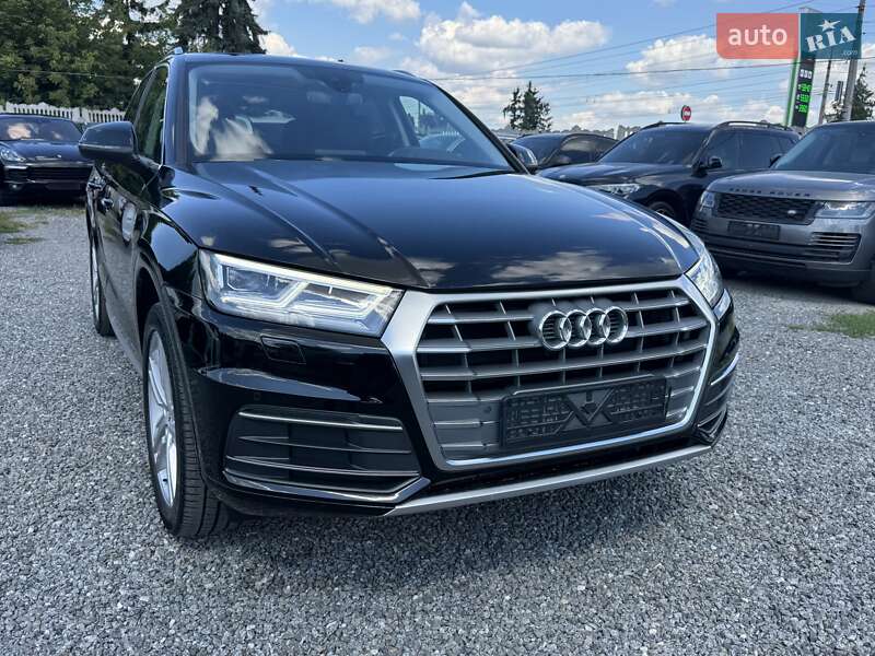 Внедорожник / Кроссовер Audi Q5 2019 в Тернополе