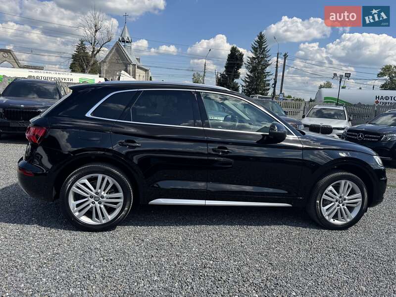 Внедорожник / Кроссовер Audi Q5 2019 в Тернополе