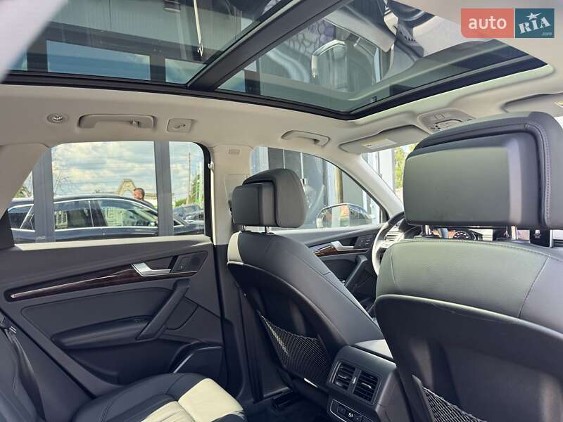 Внедорожник / Кроссовер Audi Q5 2019 в Тернополе