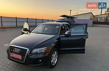Внедорожник / Кроссовер Audi Q5 2012 в 