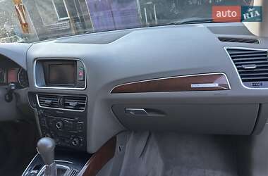 Внедорожник / Кроссовер Audi Q5 2011 в 