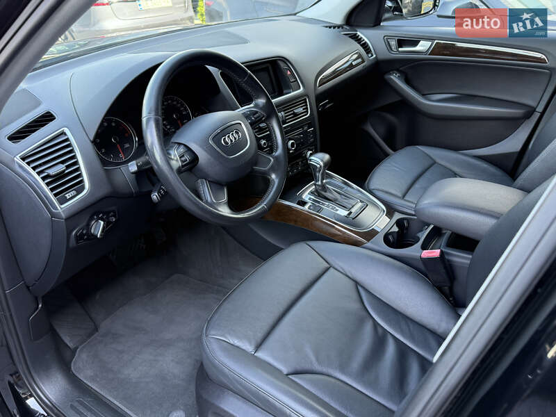 Внедорожник / Кроссовер Audi Q5 2013 в Черновцах