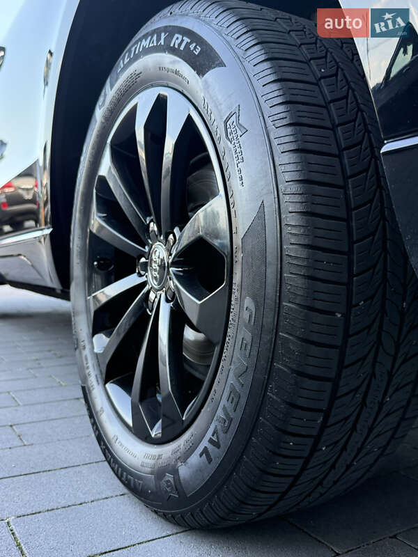 Внедорожник / Кроссовер Audi Q5 2013 в Черновцах