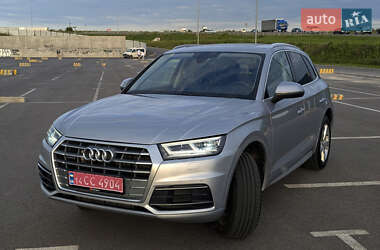 Внедорожник / Кроссовер Audi Q5 2017 в Львове