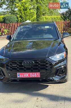 Внедорожник / Кроссовер Audi Q5 2024 в 