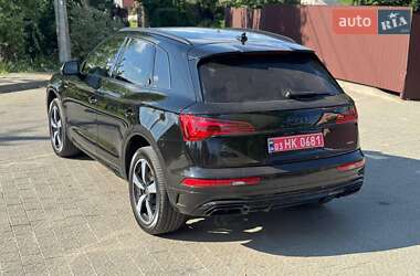Внедорожник / Кроссовер Audi Q5 2024 в 